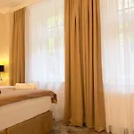 Hotel Fatima 3*